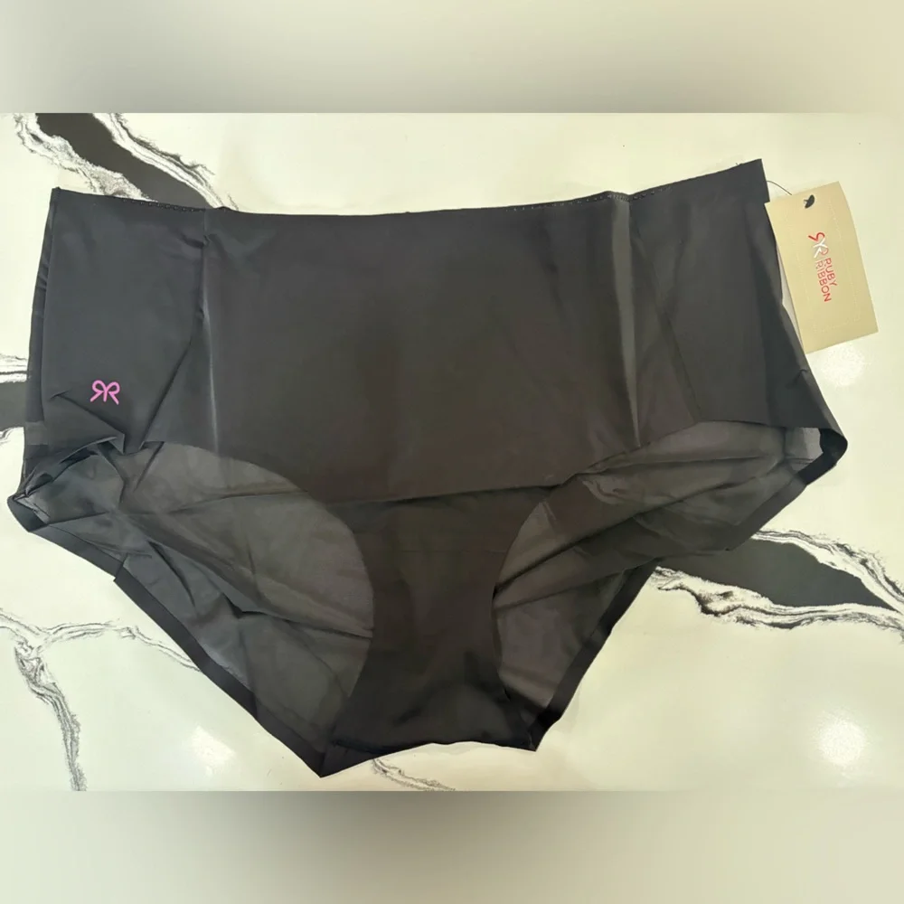 Ruby Ribbon Sculpting Brief in Black